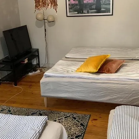 Punavuori-2 Drifting Clouds In Center