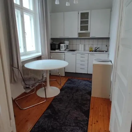 Punavuori-2 Drifting Clouds In Center Apartment *