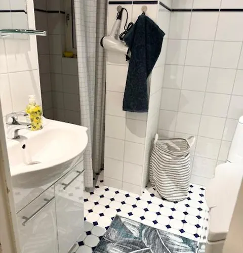 Punavuori-2 Drifting Clouds In Center