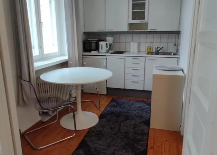 Punavuori-2 Drifting Clouds In Center Διαμέρισμα *